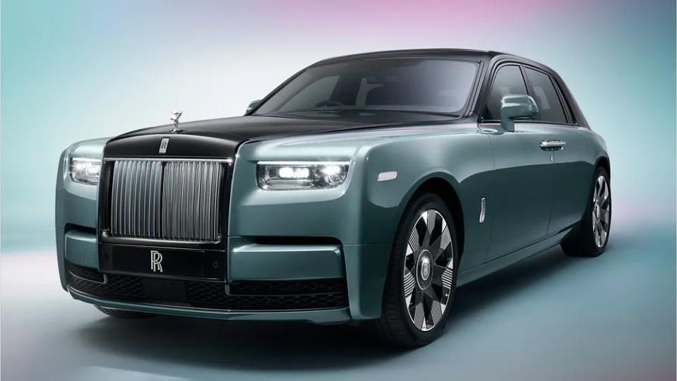 44. Rolls-Royce Phantom — $458,000