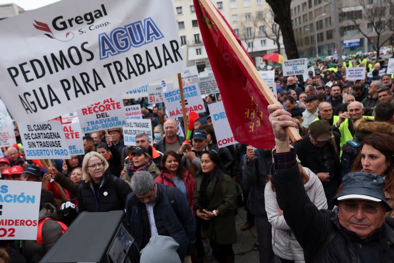 Protest against decision to increase the environmental flow of the Tagus River, in Madrid