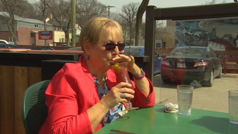 Better late than never: Winnipeggers hit parks, patios and links as temps finally hit double digits