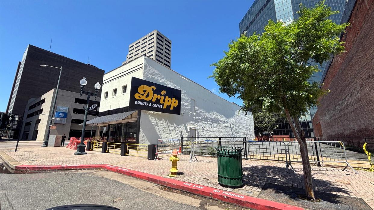 The building in downtown that was recently occupied by Dripp Donut, photographed by Twin Blends, the Northwest Louisiana History Hunters.