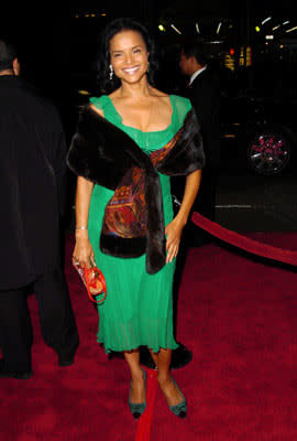 Victoria Rowell at the Hollywood premiere of Warner Bros. Alexander