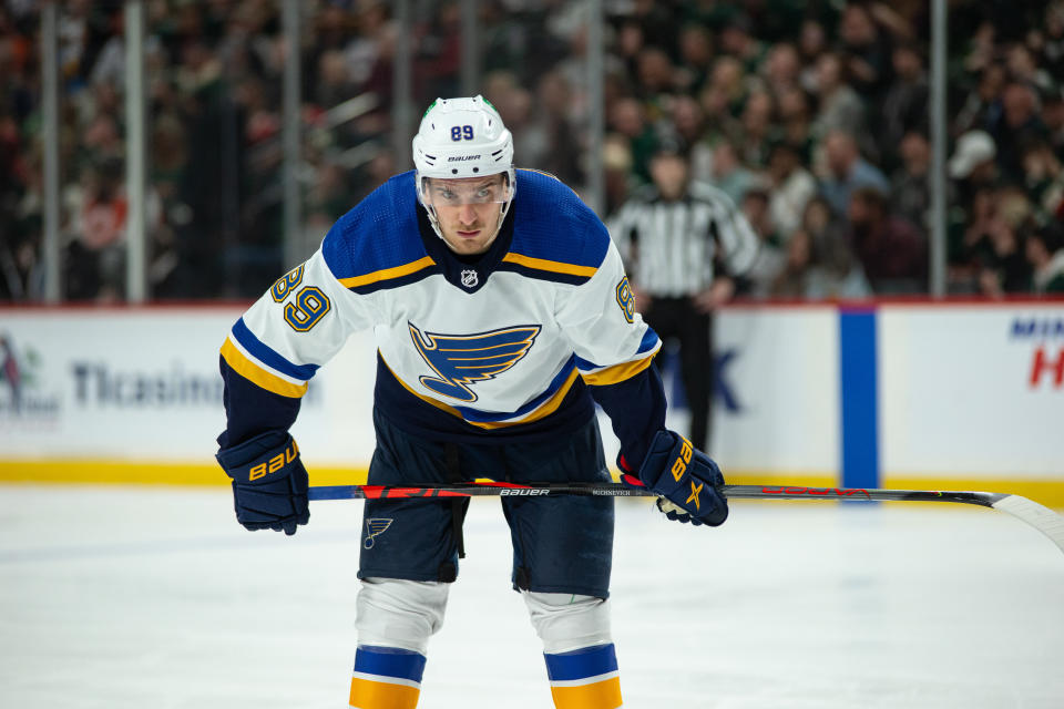 St. Louis Blues Winger Pavel Buchnevich (89) lines up for a faceoff during game 2 of the NHL playoffs 