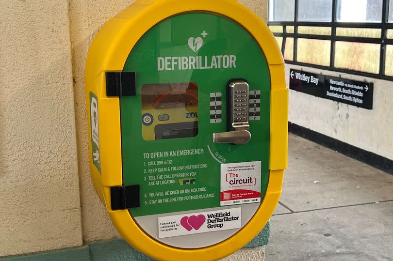 West Monkseaton Metro station has defibrillator installed thanks to community fundraising