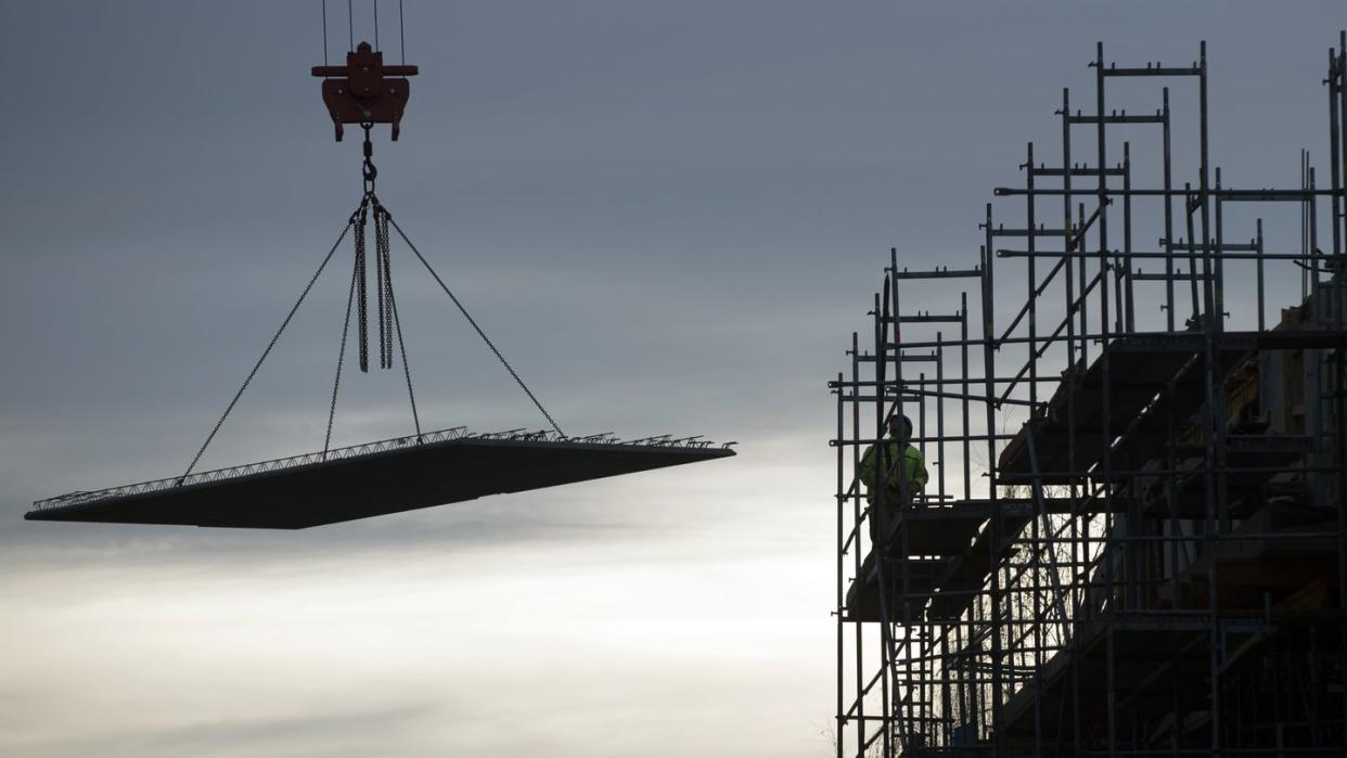 Eine Studie sieht in Städten zu wenig und auf dem Land zu viel Neubau. Foto: Klaus-Dietmar Gabbert/zb