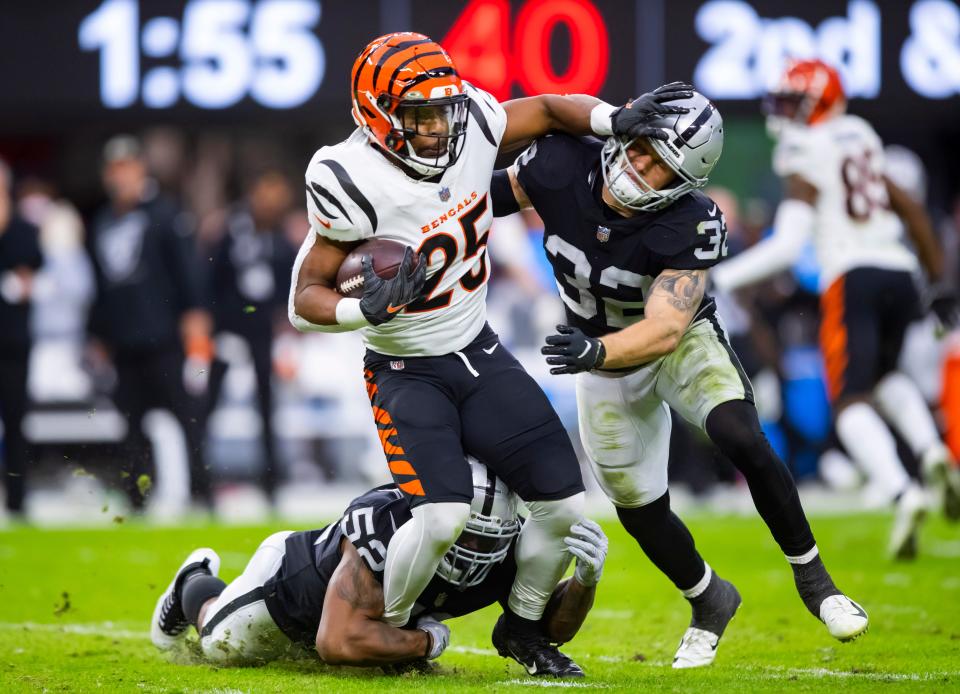 The Cincinnati Bengals are favored to beat the Las Vegas Raiders in their NFL playoff game on Saturday.