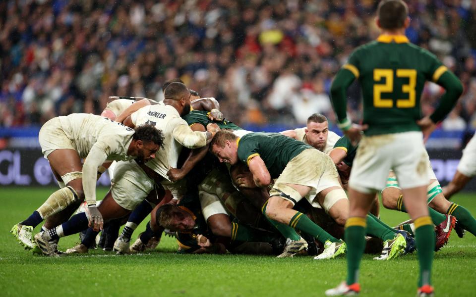 The England scrum that led to South Africa's penalty which won the Rugby World Cup semi-final