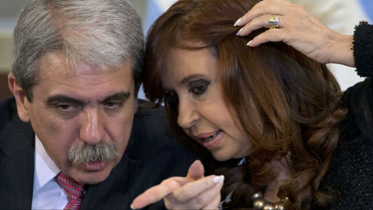 Cristina Kirchner y Aníbal Fernández, dos de los señalados por Stiuso como los responsables de la muerte de Nisman