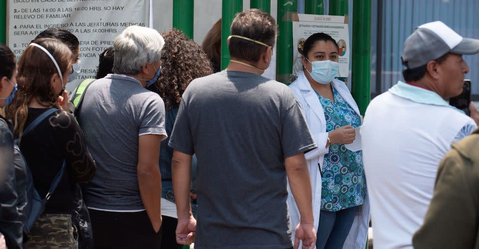 Médicos del Hospital 72 del IMSS en instalaciones del instituto