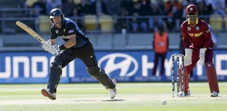 New Zealand's Ross Taylor plays a shot against the West Indies in their Cricket World Cup quarterfinal match in Wellington, March 21, 2015. REUTERS/Anthony Phelps