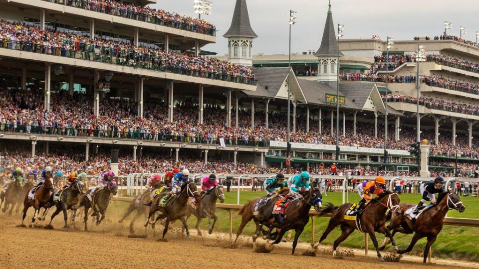 horses racing in the 149th kentucky derby