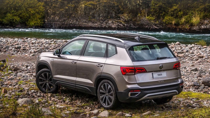 Volkswagen Taos tiene un motor 1.4l.