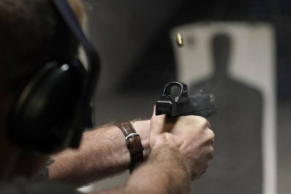 A bill in the Florida House would eliminate gun-safety training and licenses as requirements to carry a concealed firearm.
