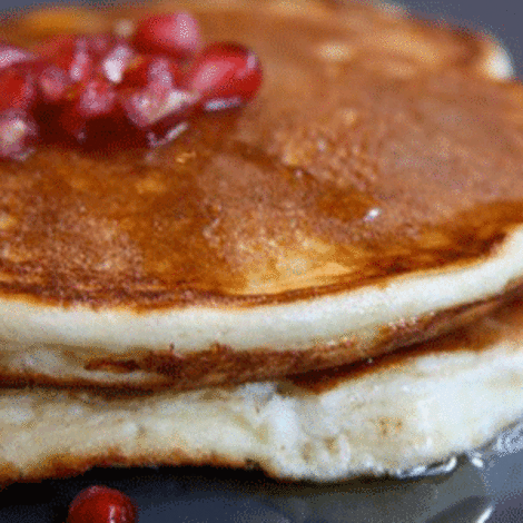 Pomegranate pancakes, yum!