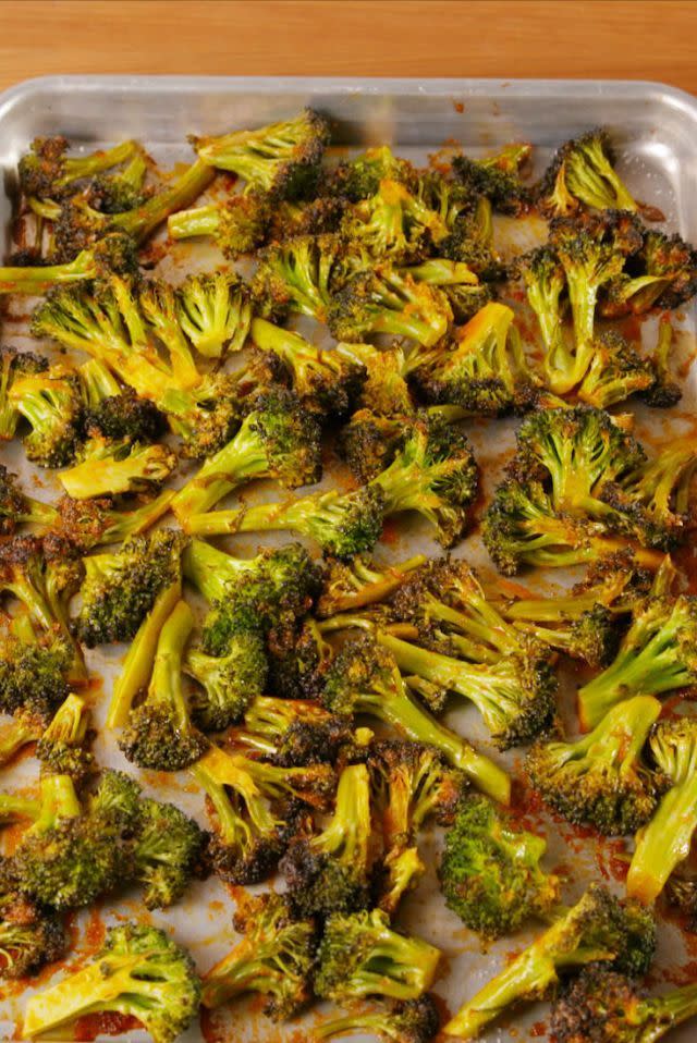 <p>Roasted <a href="https://www.delish.com/uk/cooking/recipes/a29827202/bacon-and-broccoli-chicken-alfredo-recipe/" rel="nofollow noopener" target="_blank" data-ylk="slk:broccoli;elm:context_link;itc:0;sec:content-canvas" class="link ">broccoli</a> with a delish kick!</p><p>Get the <a href="https://www.delish.com/uk/cooking/recipes/a29827597/bang-bang-broccoli-recipe/" rel="nofollow noopener" target="_blank" data-ylk="slk:Bang Bang Broccoli;elm:context_link;itc:0;sec:content-canvas" class="link ">Bang Bang Broccoli</a> recipe.</p>