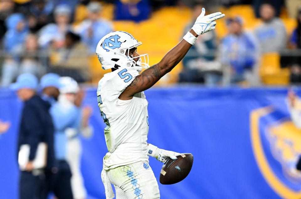 PITTSBURGH, PENNSYLVANIA – SEPTEMBER 23: J.J. Jones #5 of the North Carolina Tar Heels signals a first down after a catch in the third quarter against the Pittsburgh Panthers at Acrisure Stadium on September 23, 2023 in Pittsburgh, Pennsylvania. (Photo by Greg Fiume/Getty Images)