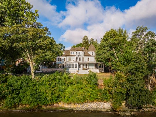 Se vende (muy barata) la famosa casa embrujada descubierta por Google  Street View — idealista/news