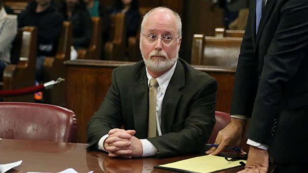 PHOTO: In this Nov. 6, 2014, file photo, Dr. Robert Hadden appears in Manhattan Supreme Court in New York. (Jefferson Siegel/NY Daily News via Getty Images, FILE)