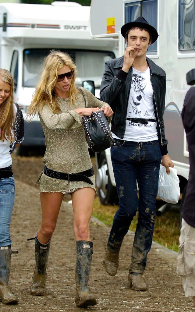 Kate Moss with Pete Doherty at Glastonbury in 2005 - Geoff Pugh for The Telegraph