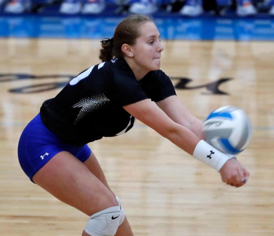 Byron Nelson’s Kylie Kleckner (15) sets the ball during the fourth game of a district 6-4A high school volleyball game at Byron Nelson in Trophy Club Texas, Tuesday, Sept. 20, 2022. Keller beat Byron Nelson in a best 3-of-5, 25-16, 25-15,19-25, 22-25, 15-12. (Special to the Star-Telegram Bob Booth)