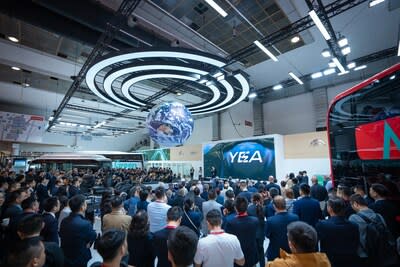 Yutong Steals the Show, Demonstrating Its Latest Technological Platform Achievement, YEA, at Busworld Europe 2023. (PRNewsfoto/Yutong Bus)