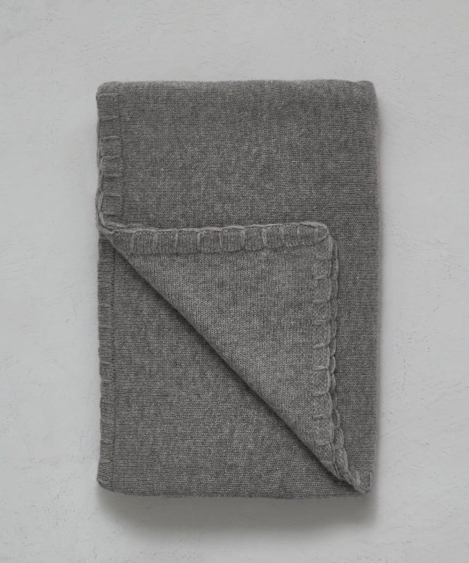 <p><a href="https://go.redirectingat.com?id=74968X1596630&url=https%3A%2F%2Fwww.jennikayne.com%2Fproducts%2Ftahoe-cashmere-throw-charcoal&sref=https%3A%2F%2F" rel="nofollow noopener" target="_blank" data-ylk="slk:Shop Now;elm:context_link;itc:0;sec:content-canvas" class="link ">Shop Now</a></p><p>Tahoe Cashmere Throw</p><p>jennikayne.com</p><p>$545.00</p>