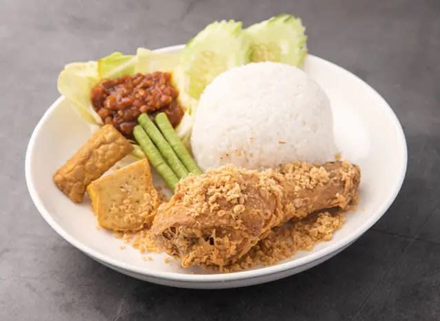 Ayam Penyet Best Station - Nasi Ayam Penyet