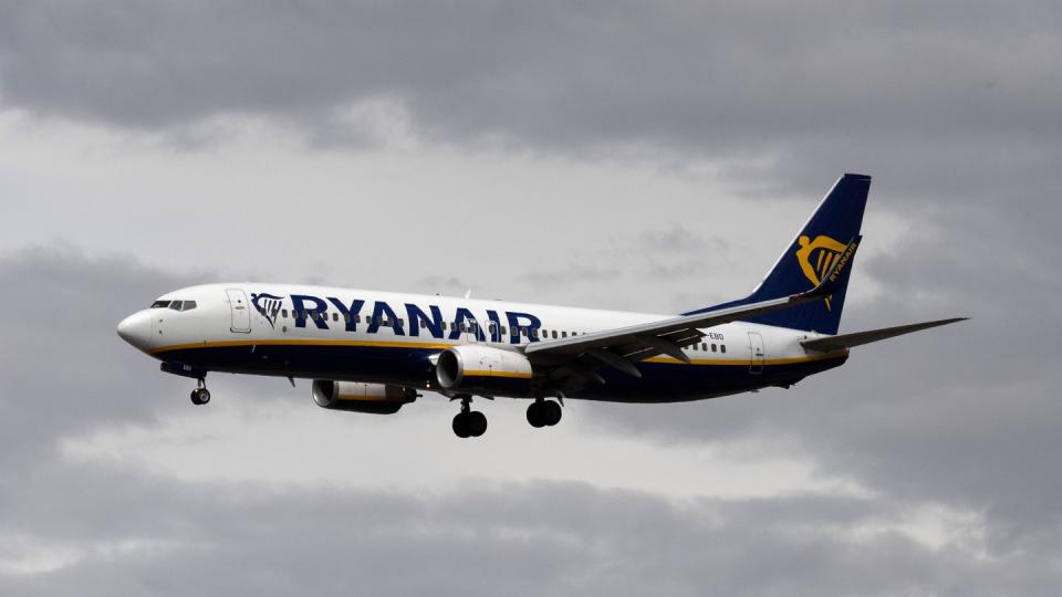 Billigflieger Ryanair bietet im Oktober nur rund 40 Prozent so viele Sitzplätze an wie 2019.