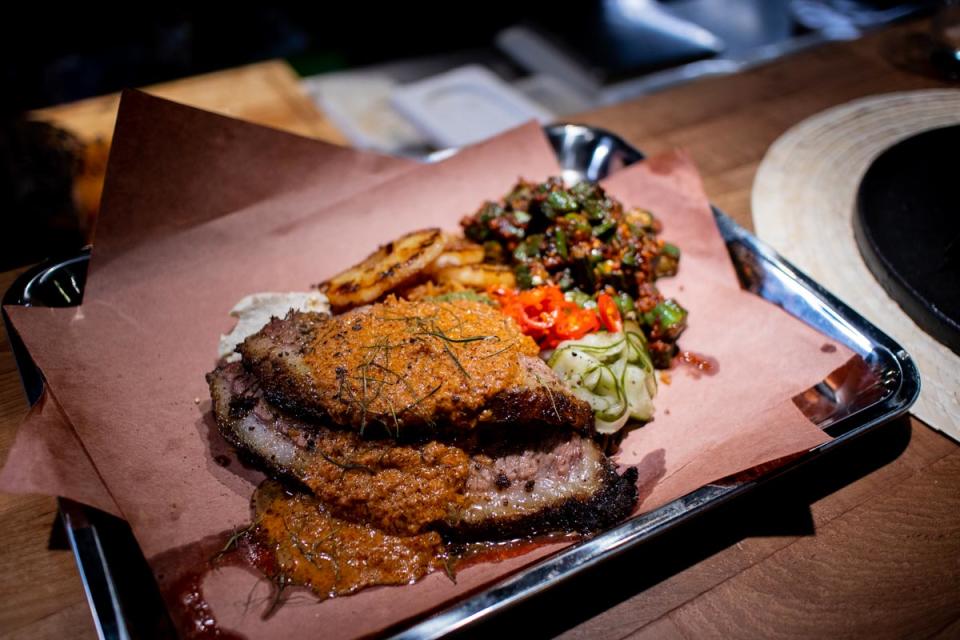 Smoked Brisket Point End (PHOTO: Zat Astha/Yahoo Lifestyle SEA)