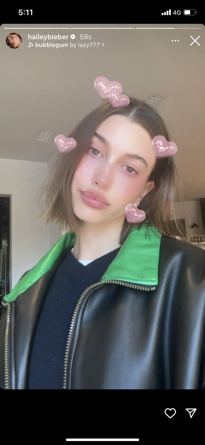 hailey bieber debuts new bob hair transformation