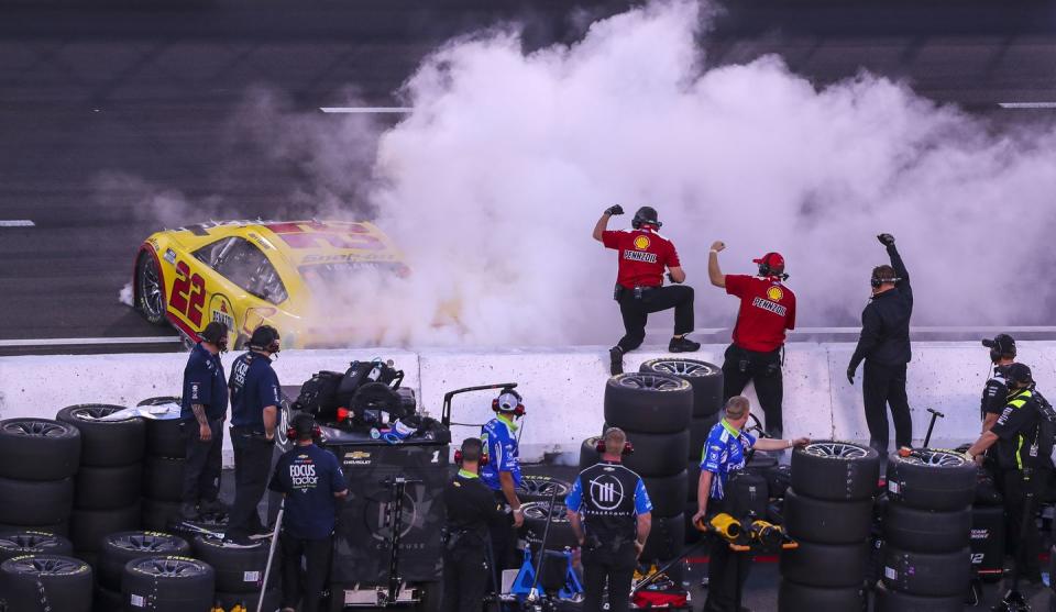 nascar exhibition race busch light clash at the coliseum