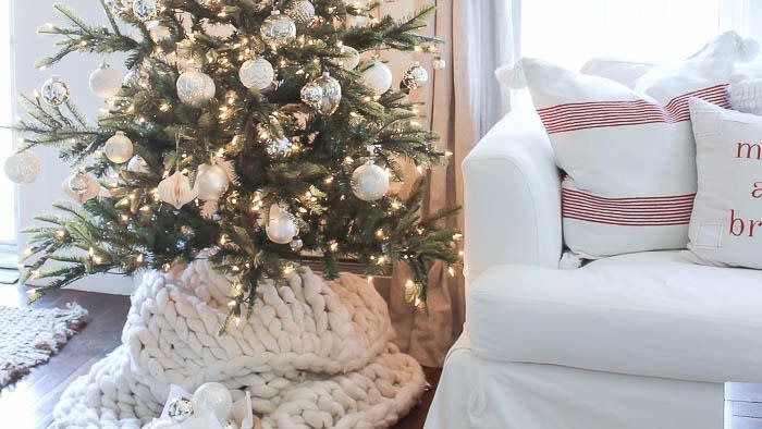 christmas tree themes soft white christmas tree