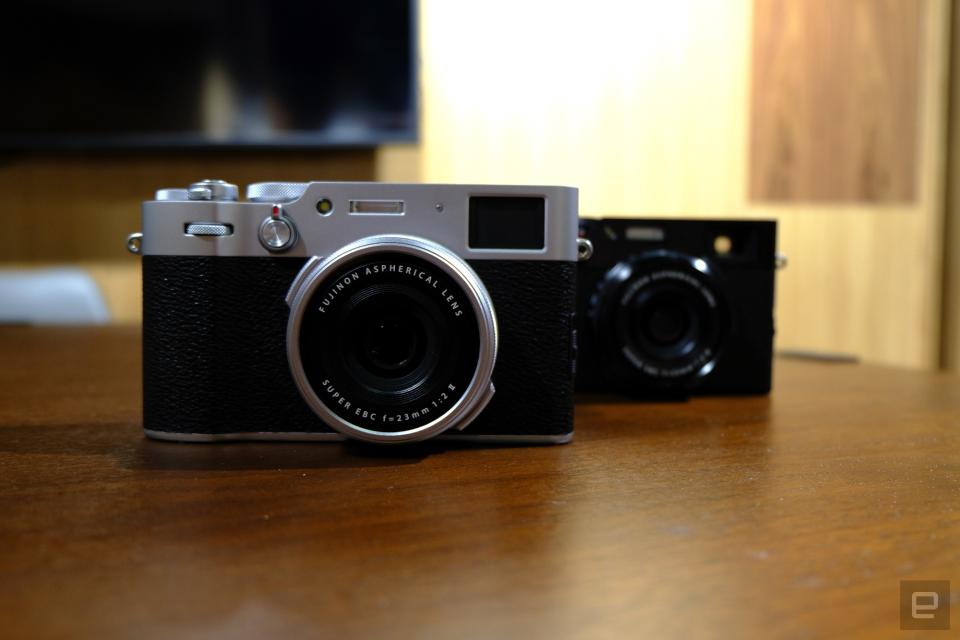 Fujifilm X100V