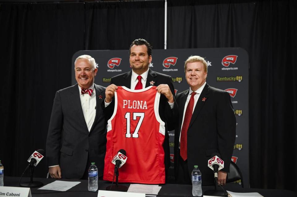 Hank Plona, center, is the 17th men’s basketball head coach in Western Kentucky history. Plona was an assistant coach at WKU last season and previously was the head coach for eight seasons at Indian Hills Community College in Iowa.