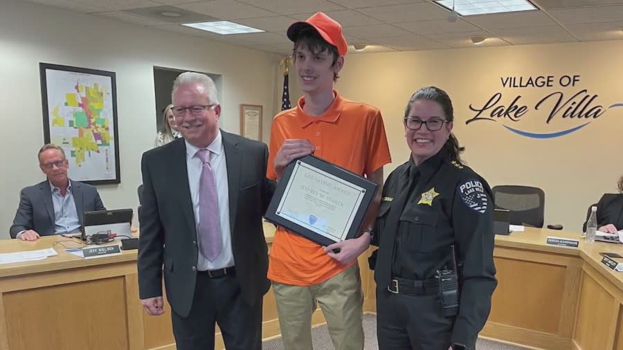 'I couldn’t be more proud': Student honored for heroic actions after bus driver suffers medical emergency in Lake Villa