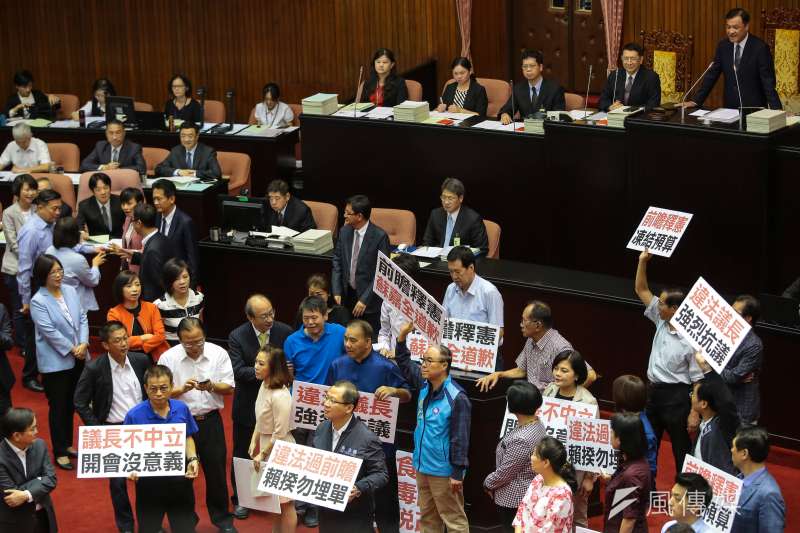 20170926-行政院長賴清德26日首度至立院進行施政報告總質詢，遭國民黨短暫杯葛。（顏麟宇攝）