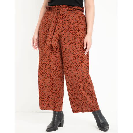 ELOQUII Elements Women's Plus Size Printed Ruffle Waist Pant (Photo via Walmart)