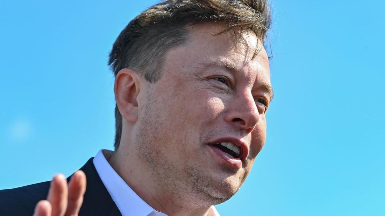 Tausendsassa Elon Musk: Der 49-Jährige ist nicht nur Chef von Tesla, sondern auch von SpaceX - und weiterer Unternehmen.