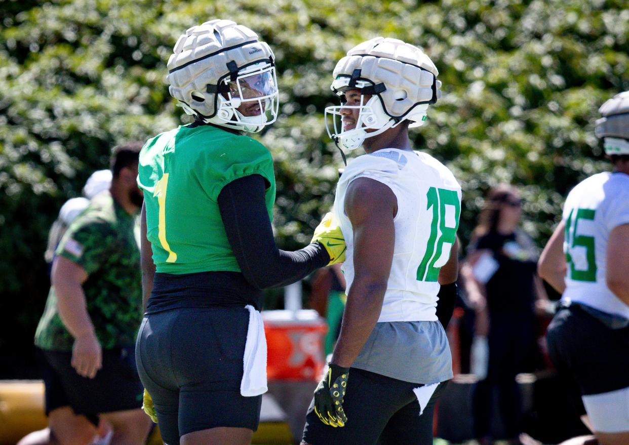 How Oregon Football S Defensive Line Is Preparing To Be Feared In