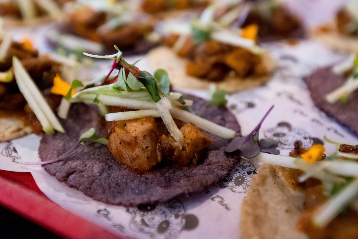 Chicken sriracha tacos are prepared at the Asian-inspired Taqueria, Chin-Gon-Chow, on Thursday, June 20, 2024. The restaurant will open on Taco Tuesday, June 25, at 11360 Montwood Drive in East El Paso.