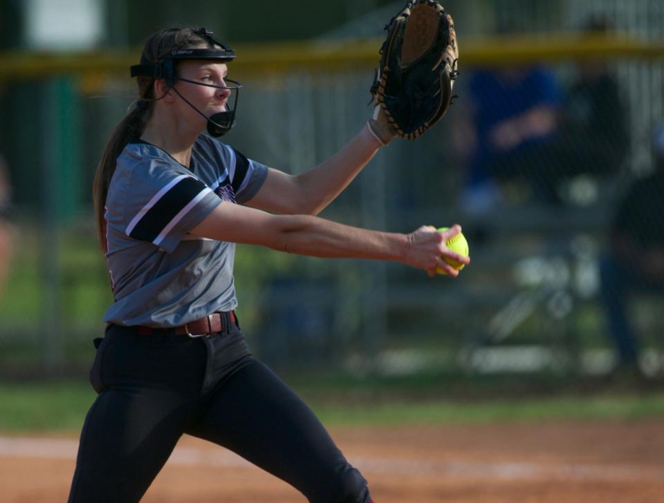 Florida High junior pitcher Carly Allen (32) pitches the ball in a game against Florida High on April 11, 2022, at Lincoln High School. The Trojans won, 5-2.