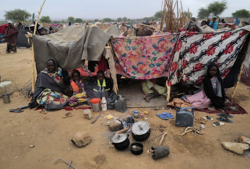 Fleeing Sudanese seek refuge in Chad