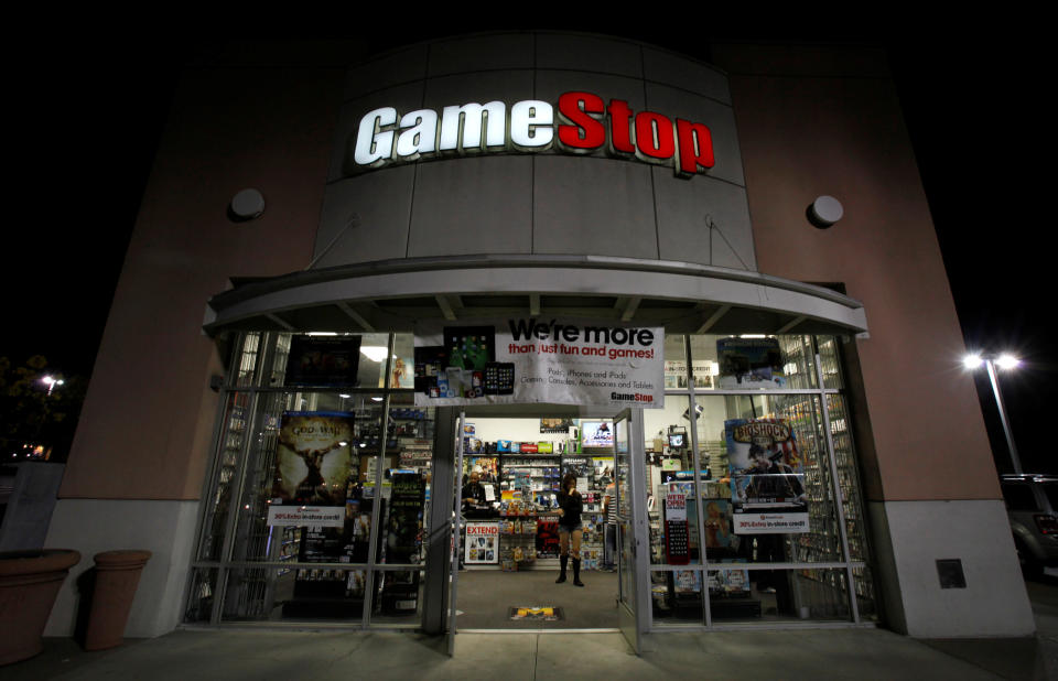 A GameStop store is pictured in Pasadena, California March 27, 2013.    REUTERS/Mario Anzuoni/File Photo         GLOBAL BUSINESS WEEK AHEAD PACKAGE - SEARCH 'BUSINESS WEEK AHEAD MAY 23'  FOR ALL IMAGES