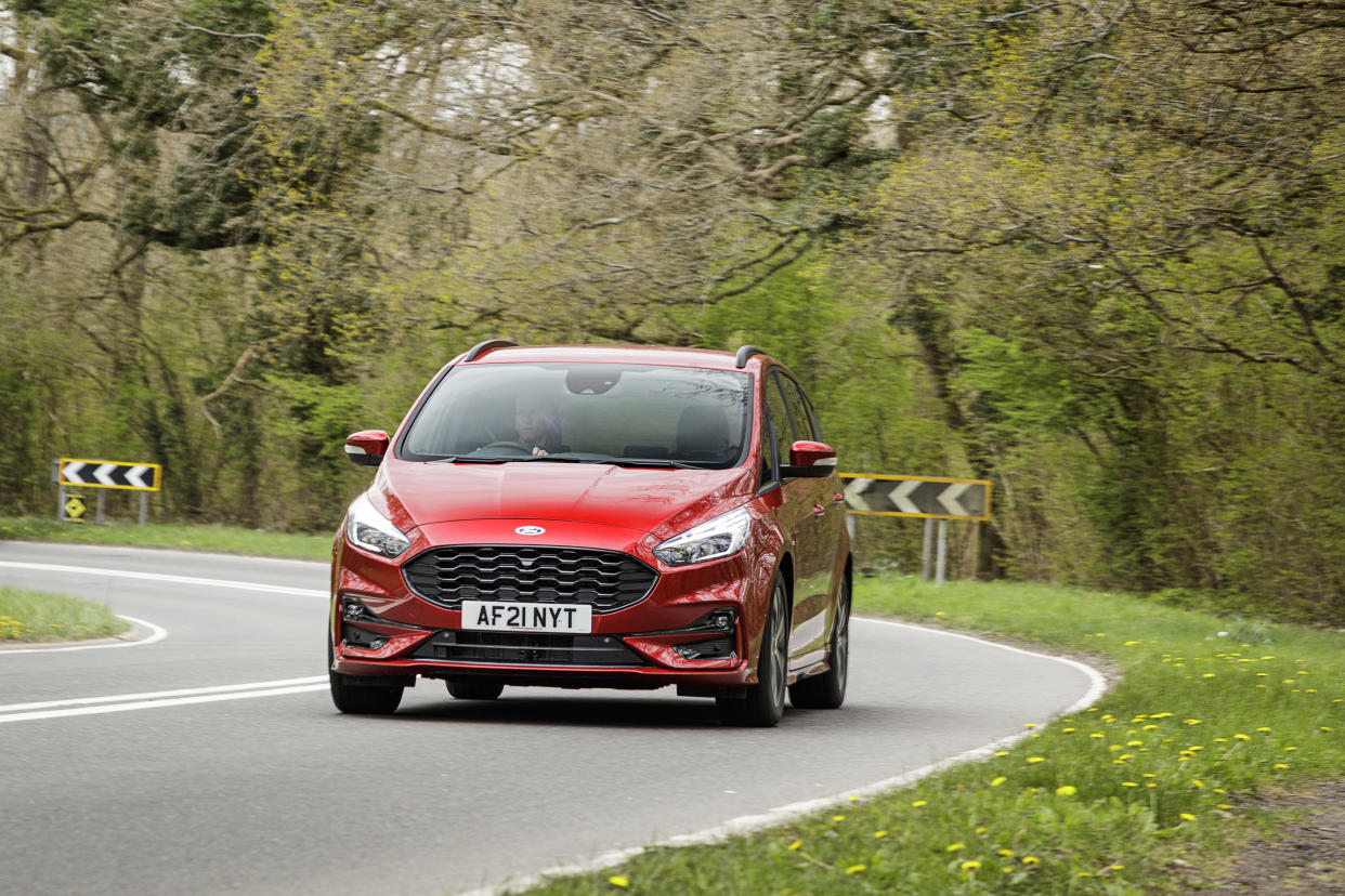 Ford S-Max Hybrid