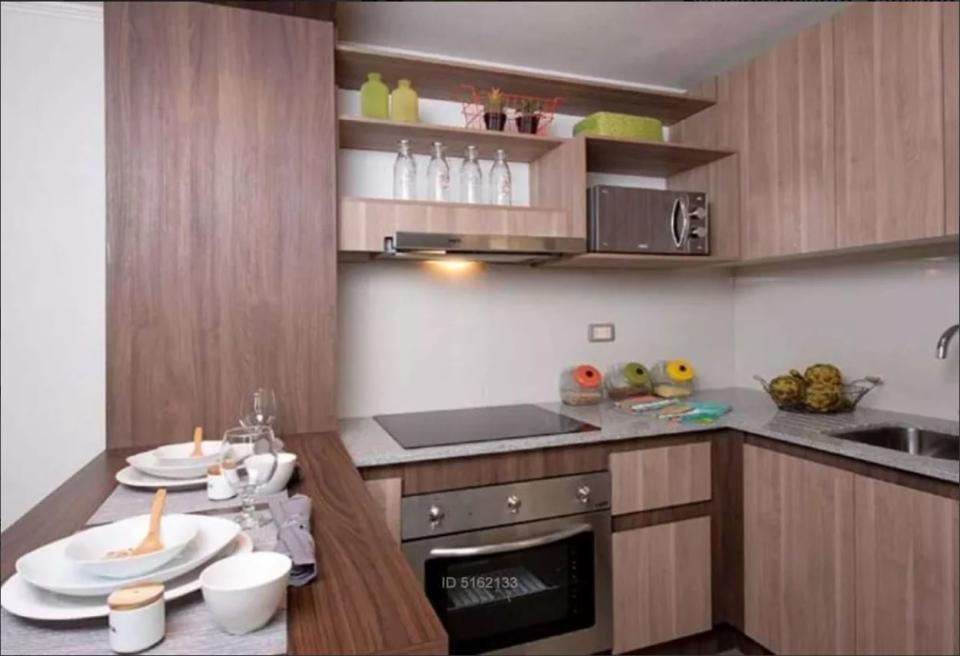 Este apartamento con menos de un año de uso cuenta con dos dormitorios, baño con conexión para lavadora y un amplio living. La superficie total del mismo es de 47 metros cuadrados, de los cuales 45 metros cuadrados son cubiertos. Foto: Correa Montes Propiedades.  