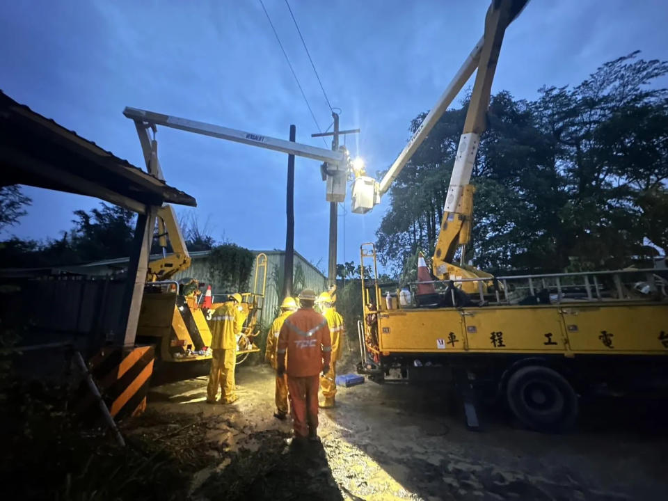 雷雨後復電-。（圖／台電提供）