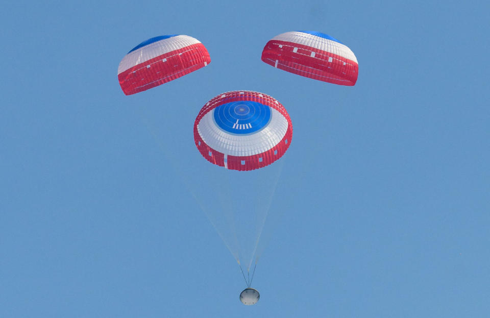 Starliner landing