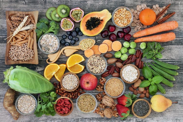 <span class="caption">Dietary fibre reduces the risk of cardiovascular disease and type 2 diabetes.</span> <span class="attribution"><a class="link " href="https://www.shutterstock.com/download/confirm/1037908300?src=Lc-v2CCHcz7IadcOGZiZoQ-1-6&size=medium_jpg" rel="nofollow noopener" target="_blank" data-ylk="slk:marilyn barbone/Shutterstock;elm:context_link;itc:0;sec:content-canvas">marilyn barbone/Shutterstock</a></span>