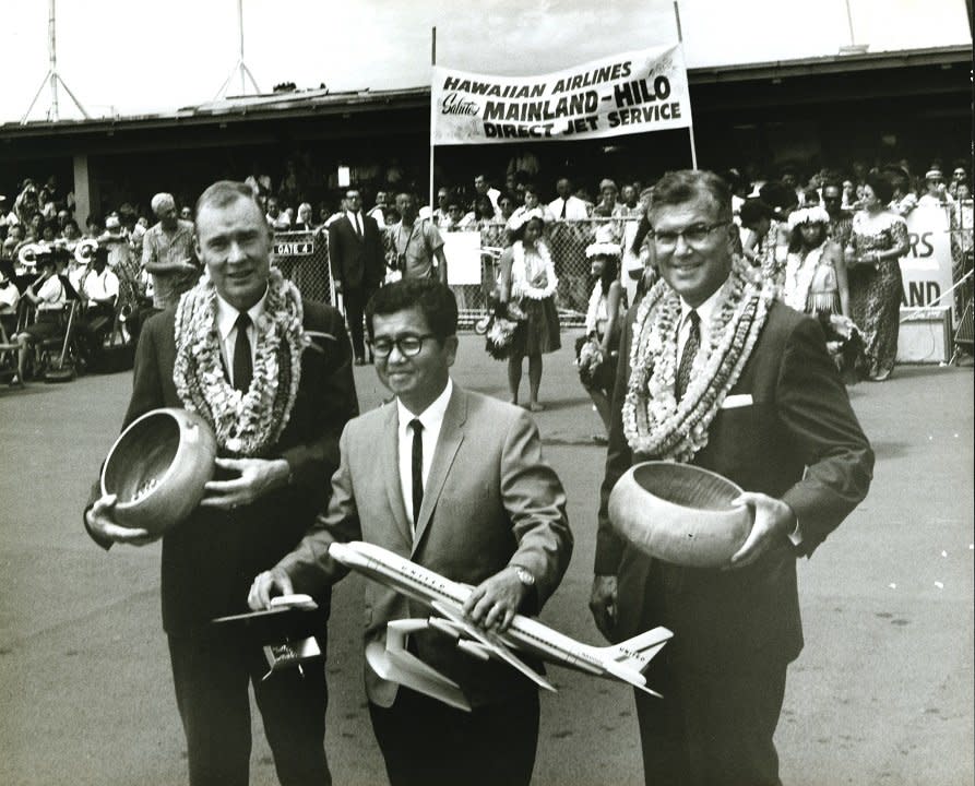 In 1960, Hawaiian Airlines began its&nbsp;commercial jet service from Los Angeles to Hawaii.