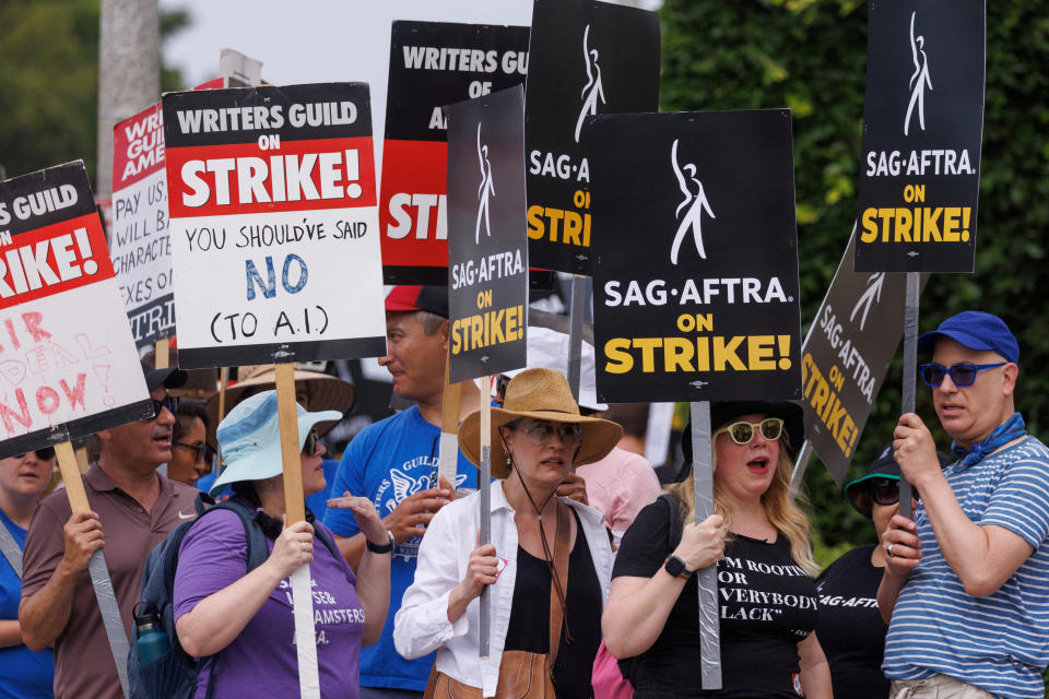Hollywood's Autoren und Schauspieler streiken seit Monaten für bessere Arbeitsbedingungen. (Bild: Reuters)