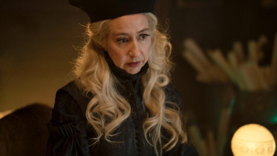 Kristen Schaal as The Guide in What We Do in the Shadows (Photo Credit: FX)